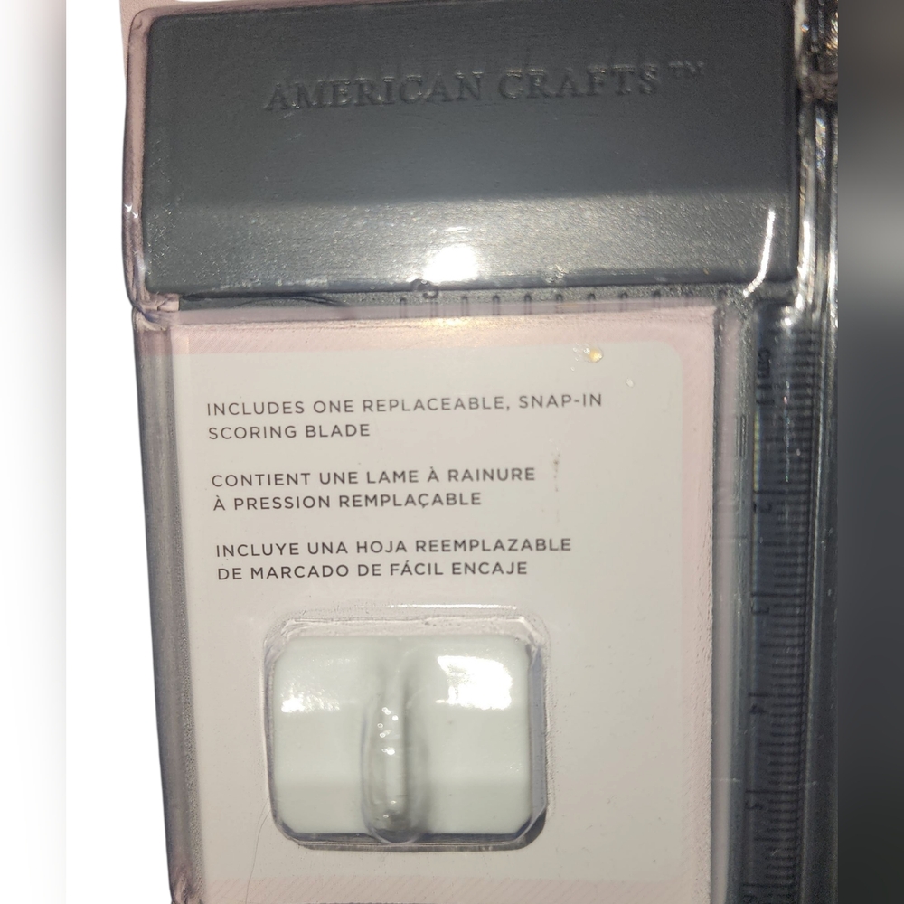 American Crafts Black and Pink Paper Trimmer 9in - Picture 2 of 4
